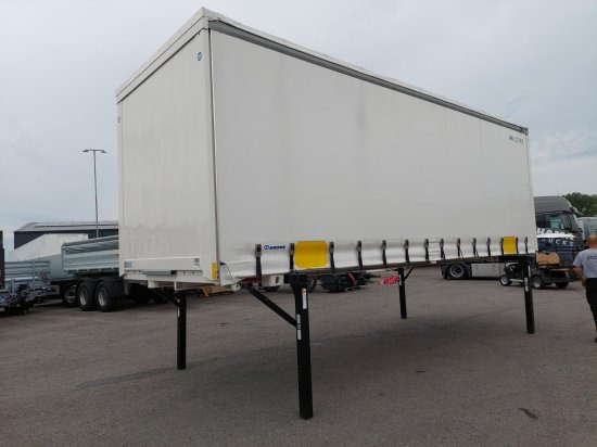 Krone Wechselpritsche 7,45 Meter , XL Zertifikat, 10 Stück - Container transporter/ Swap body trailer: picture 1 Krone Wechselpritsche 7,45 Meter , XL Zertifikat, 10 Stück - Container transporter/ Swap body trailer: picture 1