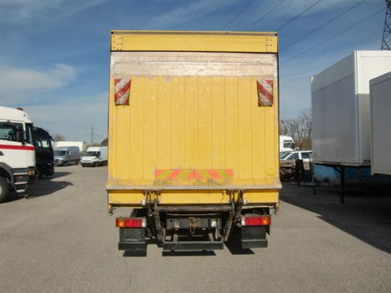 MAN LE 12.220 Plane, LBW, manual - Curtain side truck: picture 5 MAN LE 12.220 Plane, LBW, manual - Curtain side truck: picture 5