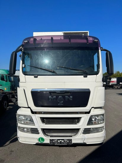 MAN TGS 26.360 6x2 LL, Tiefkühlkoffer Intarder, Liftachse - Refrigerator truck: picture 2 MAN TGS 26.360 6x2 LL, Tiefkühlkoffer Intarder, Liftachse - Refrigerator truck: picture 2