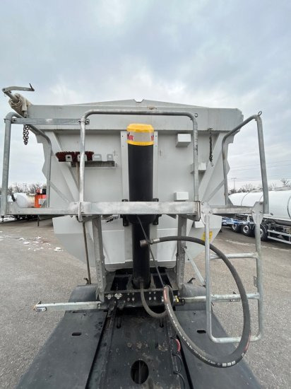 MEGA Schrott-Kippmulde, Portaltüren, SAF Achse, Liftachse - Tipper semi-trailer: picture 2 MEGA Schrott-Kippmulde, Portaltüren, SAF Achse, Liftachse - Tipper semi-trailer: picture 2