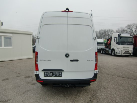 Mercedes-Benz Sprinter 319 CDI Standard, el.Schiebetür - Panel van: picture 5 Mercedes-Benz Sprinter 319 CDI Standard, el.Schiebetür - Panel van: picture 5