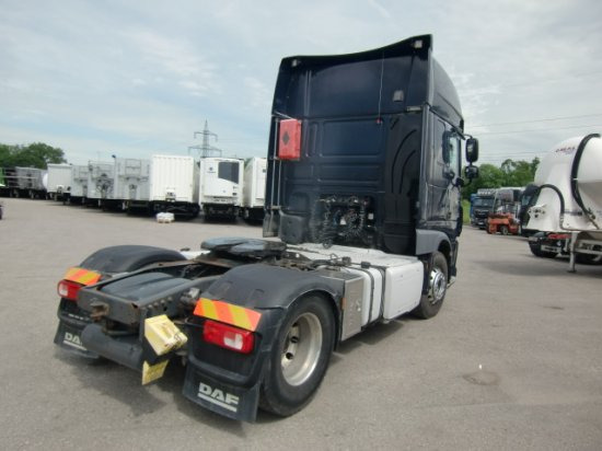 DAF XF 460 SSC, Automatik, EURO6, Standklima Kipphydraulik - Tractor truck: picture 4 DAF XF 460 SSC, Automatik, EURO6, Standklima Kipphydraulik - Tractor truck: picture 4