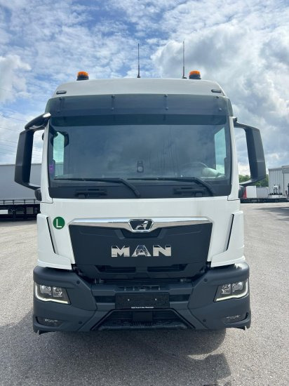 MAN TGS 18.520 4x4 Hydro Pritarder Kipphydraulik - Tractor truck: picture 3 MAN TGS 18.520 4x4 Hydro Pritarder Kipphydraulik - Tractor truck: picture 3