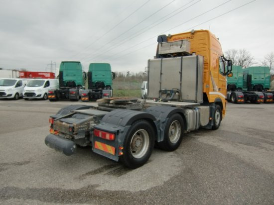 Volvo FH 16 700 6x4T, E5, Kipphydraulik I Shift, Schwerlastkupplung - Tractor truck: picture 4 Volvo FH 16 700 6x4T, E5, Kipphydraulik I Shift, Schwerlastkupplung - Tractor truck: picture 4
