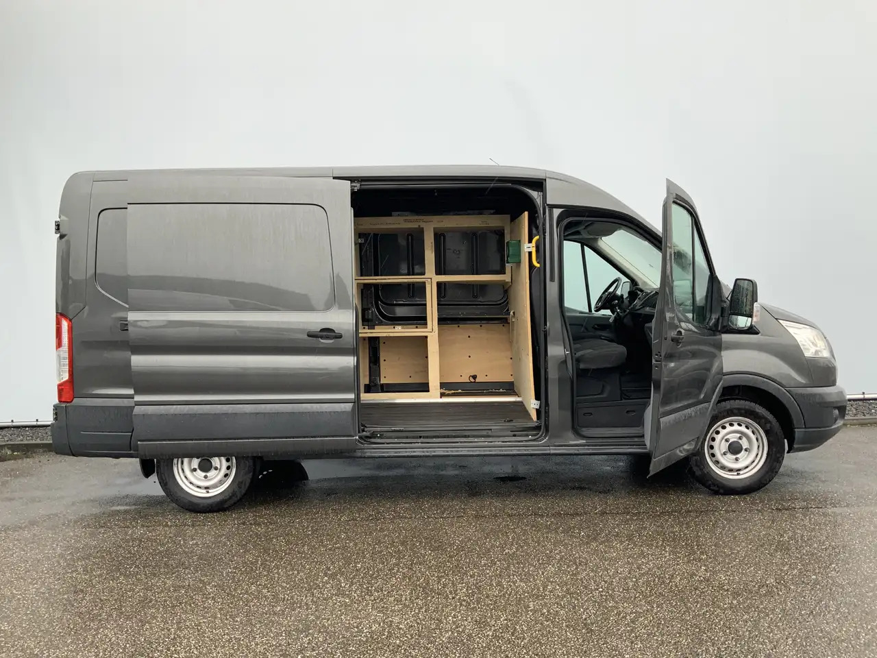 Ford Transit 330 2.2 TDCI L3H3 Ambiente Airco 3 Zits Euro 5 - Panel van: picture 4 Ford Transit 330 2.2 TDCI L3H3 Ambiente Airco 3 Zits Euro 5 - Panel van: picture 4