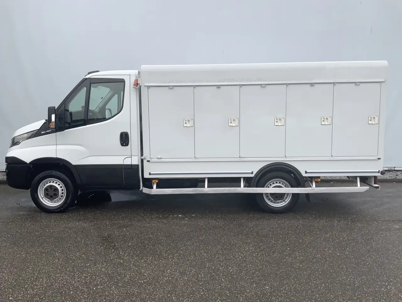 Iveco Daily 35S12 2.3 345 vries Auto 40 gr onder nul. 10 Deure - Refrigerated delivery van: picture 3 Iveco Daily 35S12 2.3 345 vries Auto 40 gr onder nul. 10 Deure - Refrigerated delivery van: picture 3