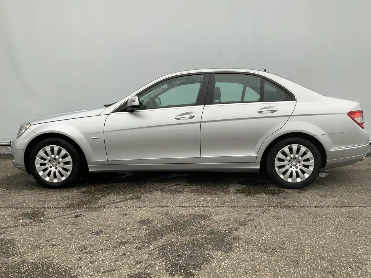 Mercedes-Benz C 200 K Elegance UNIEK ! Airco Compressor Alu Velg Euro - Sedan: picture 3 Mercedes-Benz C 200 K Elegance UNIEK ! Airco Compressor Alu Velg Euro - Sedan: picture 3