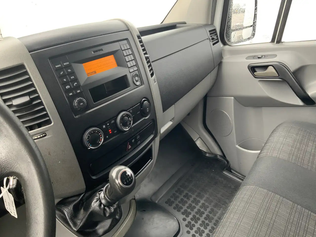 Mercedes-Benz Sprinter 313 2.2 CDI 325 L1 H2 Airco Cruise 3 Zits Trekhaak - Panel van: picture 5 Mercedes-Benz Sprinter 313 2.2 CDI 325 L1 H2 Airco Cruise 3 Zits Trekhaak - Panel van: picture 5