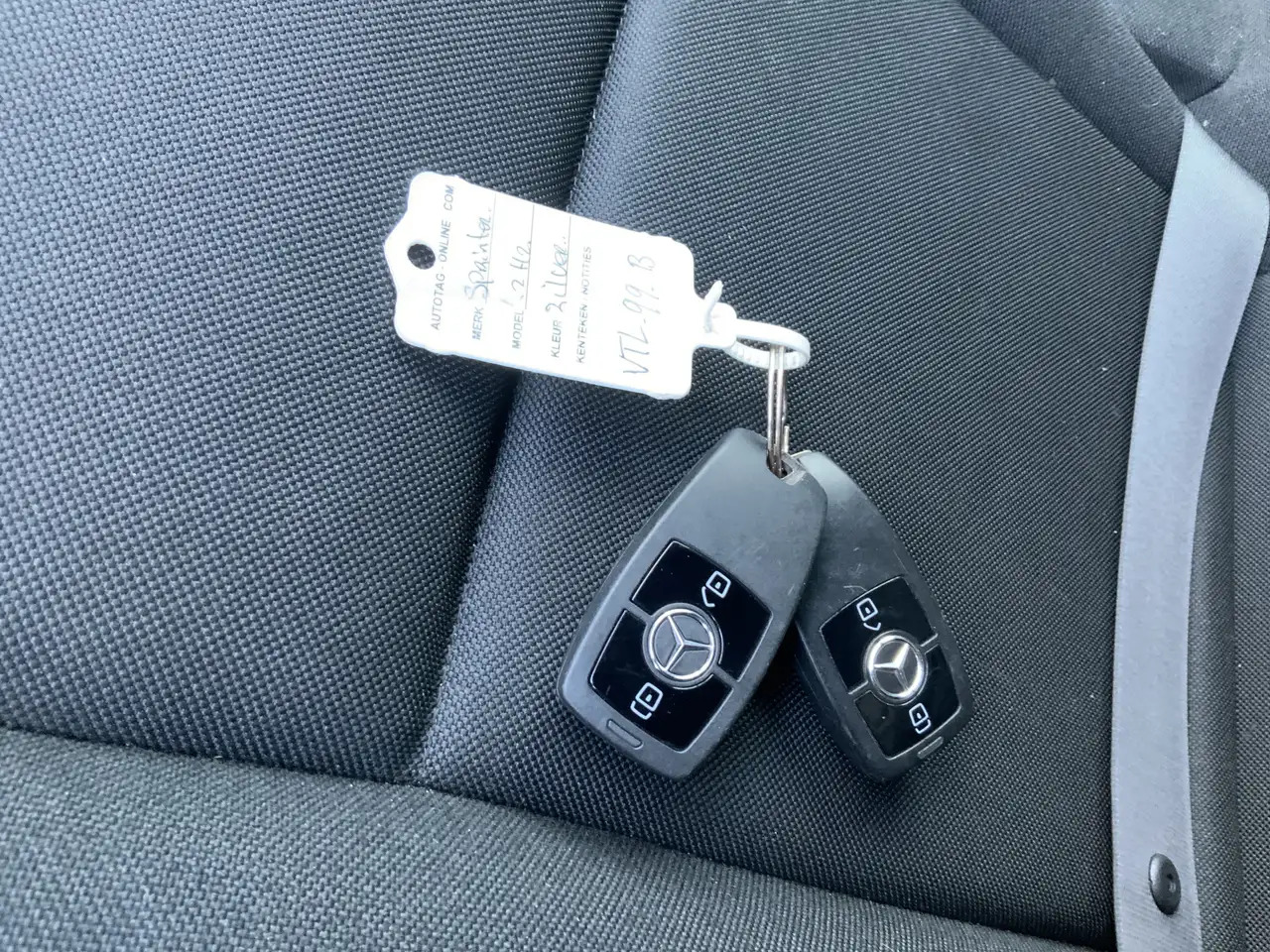 Mercedes-Benz Sprinter 314 2.2 CDI L2H2 Airco Cruise 3 Zits Trekhaak 2000 - Panel van: picture 5 Mercedes-Benz Sprinter 314 2.2 CDI L2H2 Airco Cruise 3 Zits Trekhaak 2000 - Panel van: picture 5