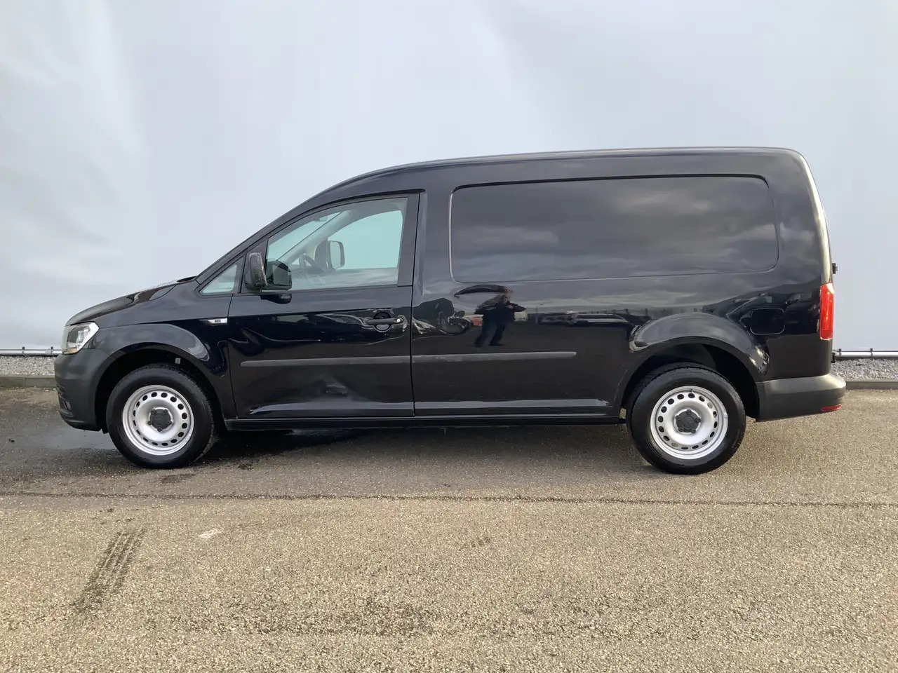 Volkswagen Caddy 2.0 TDI L2H1 BMT Maxi Highline Maxi Rond Om Schade - Small van: picture 3 Volkswagen Caddy 2.0 TDI L2H1 BMT Maxi Highline Maxi Rond Om Schade - Small van: picture 3