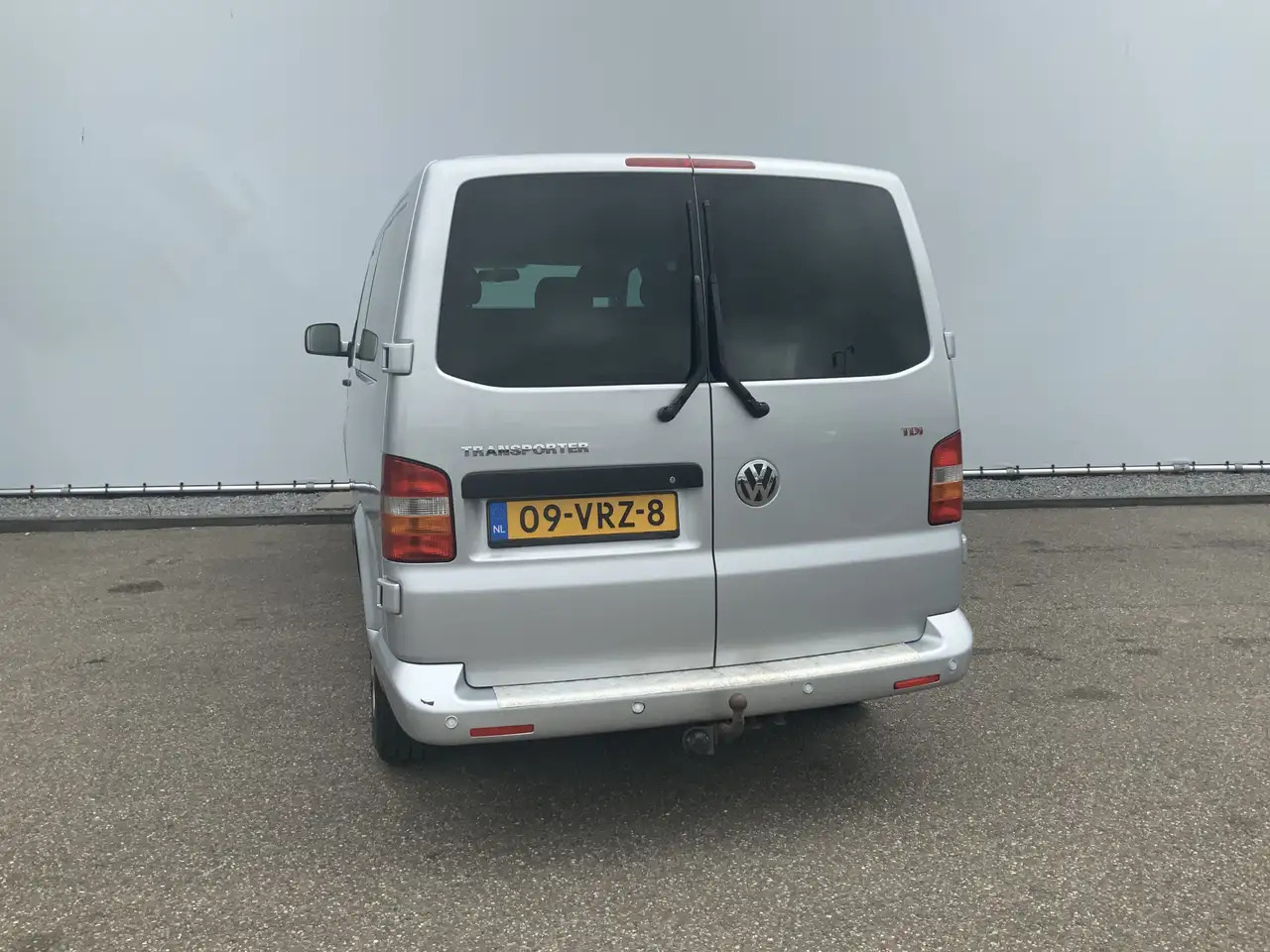 Volkswagen T5 Transporter 2.5 TDI 340 Automaat Trendline Dub Cab 5 Zits Leer - Combi van: picture 2 Volkswagen T5 Transporter 2.5 TDI 340 Automaat Trendline Dub Cab 5 Zits Leer - Combi van: picture 2