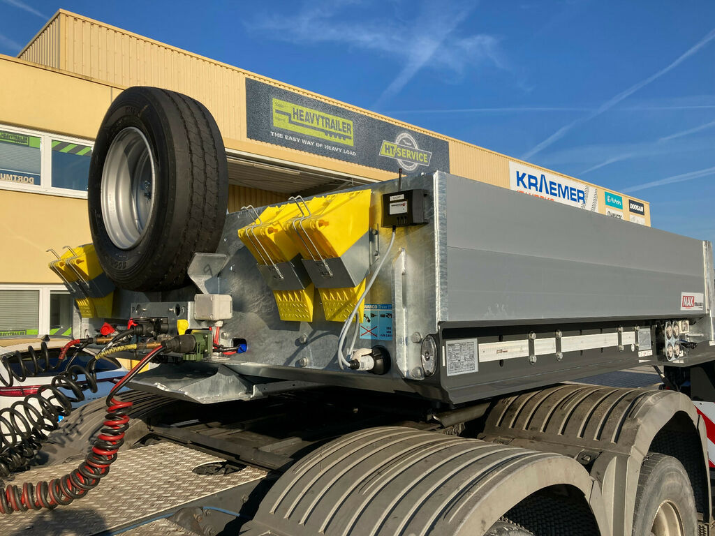 Faymonville MAX Trailer 2-Achs-Tiefbett mit Pendelachsen - Low loader semi-trailer: picture 3 Faymonville MAX Trailer 2-Achs-Tiefbett mit Pendelachsen - Low loader semi-trailer: picture 3