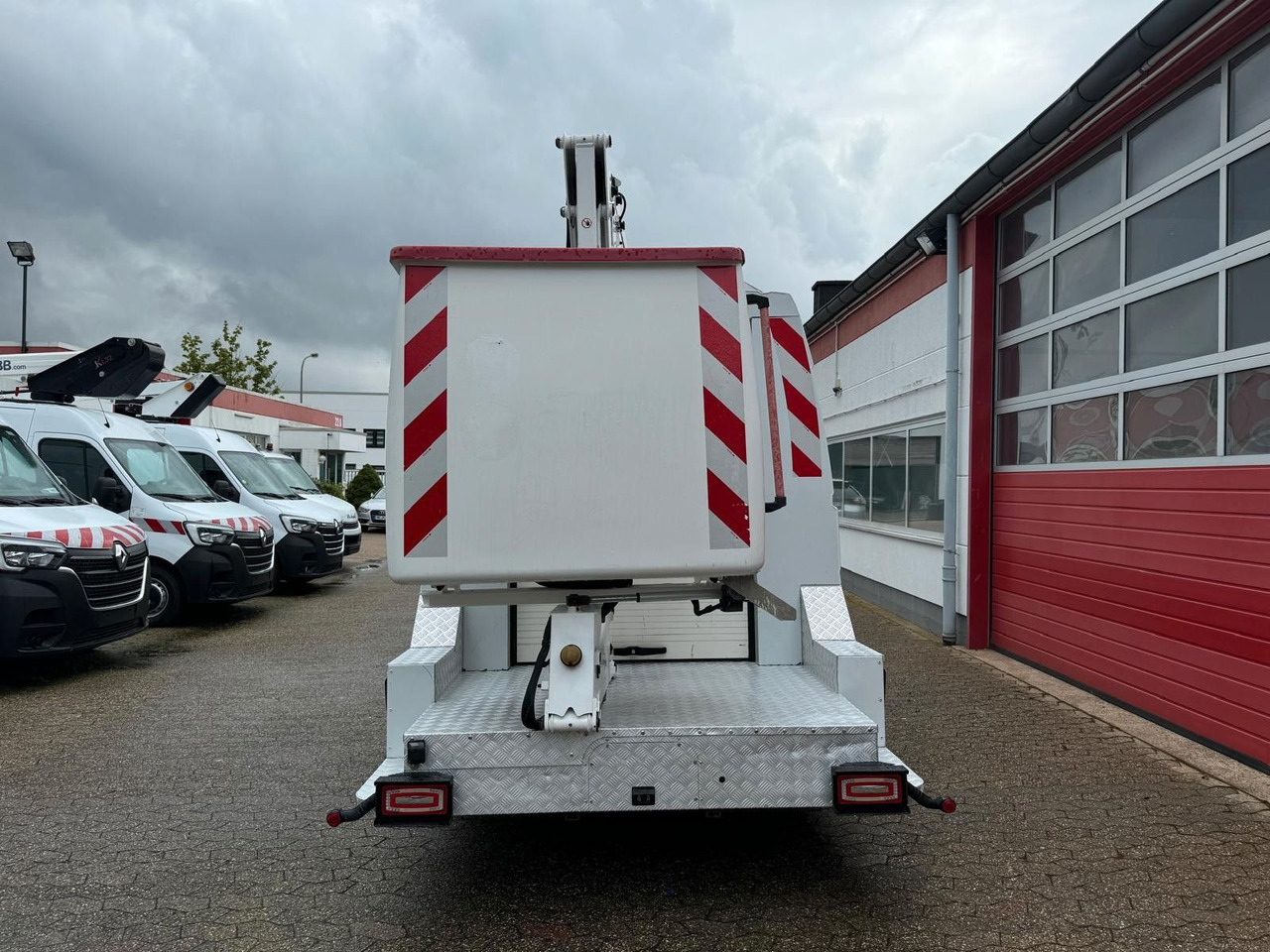 Renault Master L3H2 Steiger France Elévateur 172 TPFcc - Truck with aerial platform: picture 5 Renault Master L3H2 Steiger France Elévateur 172 TPFcc - Truck with aerial platform: picture 5