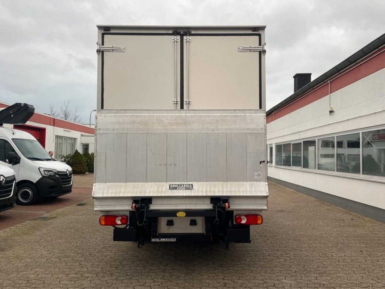 Renault Maxity Tiefkühlkoffer Multi-Temp Ladebordwand - Refrigerated delivery van: picture 5 Renault Maxity Tiefkühlkoffer Multi-Temp Ladebordwand - Refrigerated delivery van: picture 5