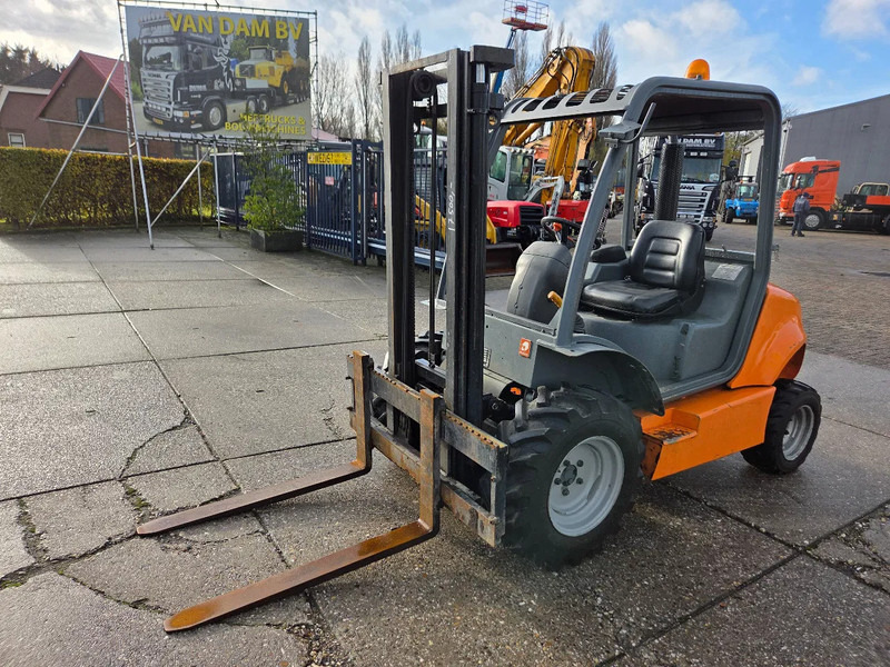 AUSA C150H 4WD heftruck met sideshift - Diesel forklift: picture 1 AUSA C150H 4WD heftruck met sideshift - Diesel forklift: picture 1