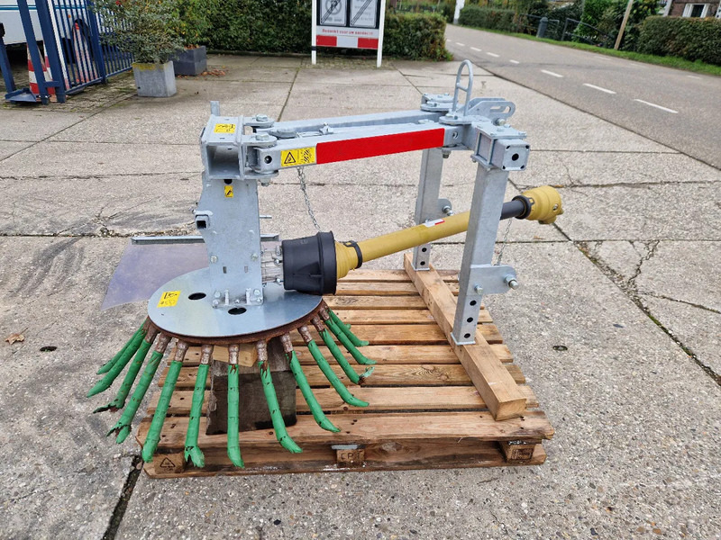Diversen Kuijpers onkruidborstel met 3-punts ophanging ALS NIEUW!! - Attachment for Agricultural machinery: picture 2 Diversen Kuijpers onkruidborstel met 3-punts ophanging ALS NIEUW!! - Attachment for Agricultural machinery: picture 2