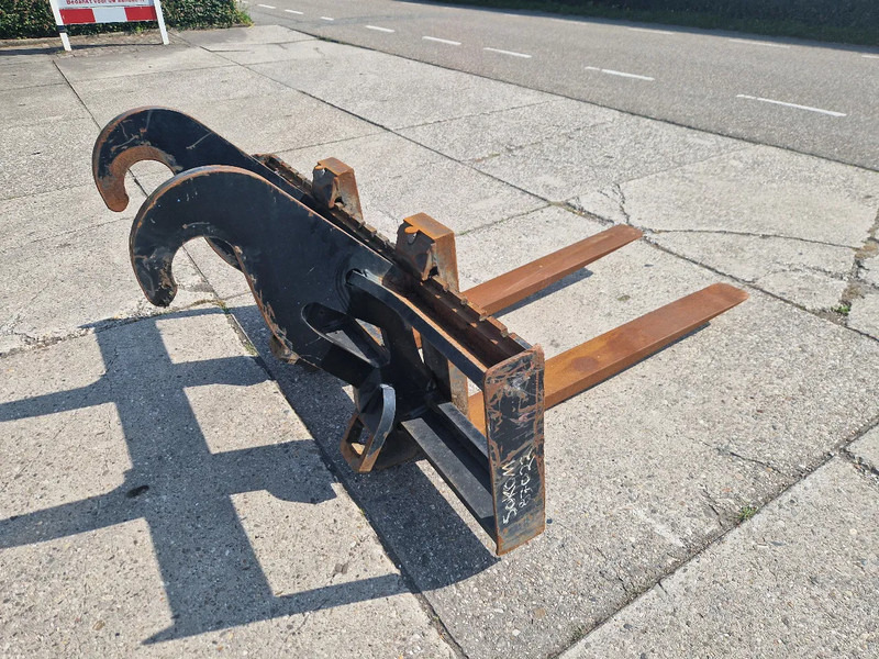 Caterpillar palletframe t.b.v. Caterpillar 924 / 930 / 938 - Forks for Material handling equipment: picture 5 Caterpillar palletframe t.b.v. Caterpillar 924 / 930 / 938 - Forks for Material handling equipment: picture 5