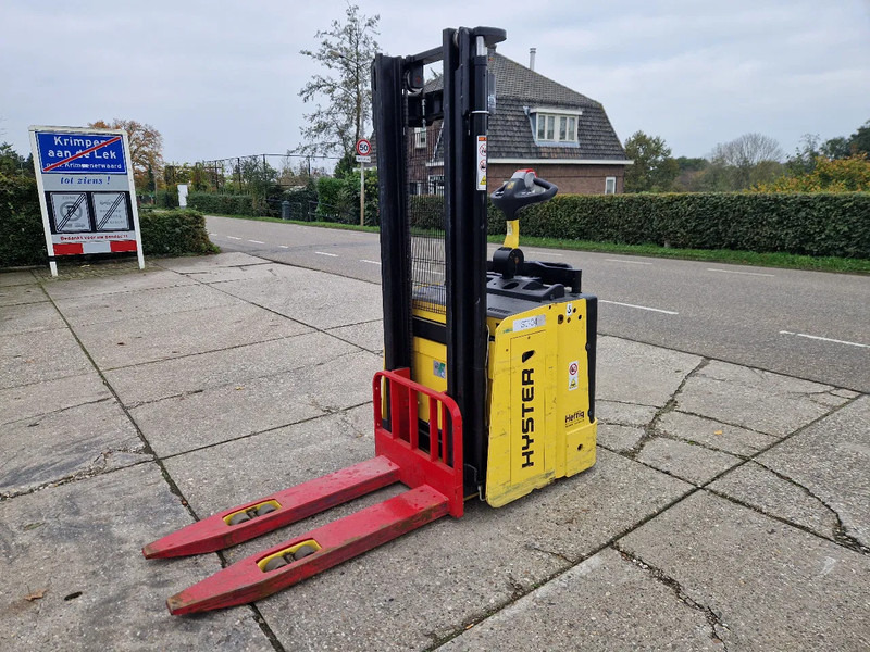 Hyster S1.5S elektrische stapelaar - Stacker: picture 2 Hyster S1.5S elektrische stapelaar - Stacker: picture 2