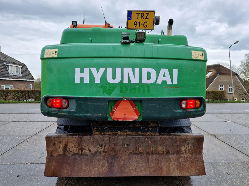 Hyundai Robex 160W-9A met 6-cilinder Cummins motor - Wheel excavator: picture 3 Hyundai Robex 160W-9A met 6-cilinder Cummins motor - Wheel excavator: picture 3