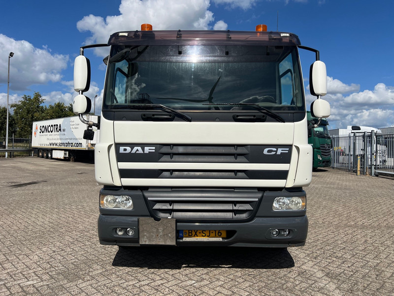 DAF CF75.310 - 6x2 - Tanker truck: picture 2 DAF CF75.310 - 6x2 - Tanker truck: picture 2