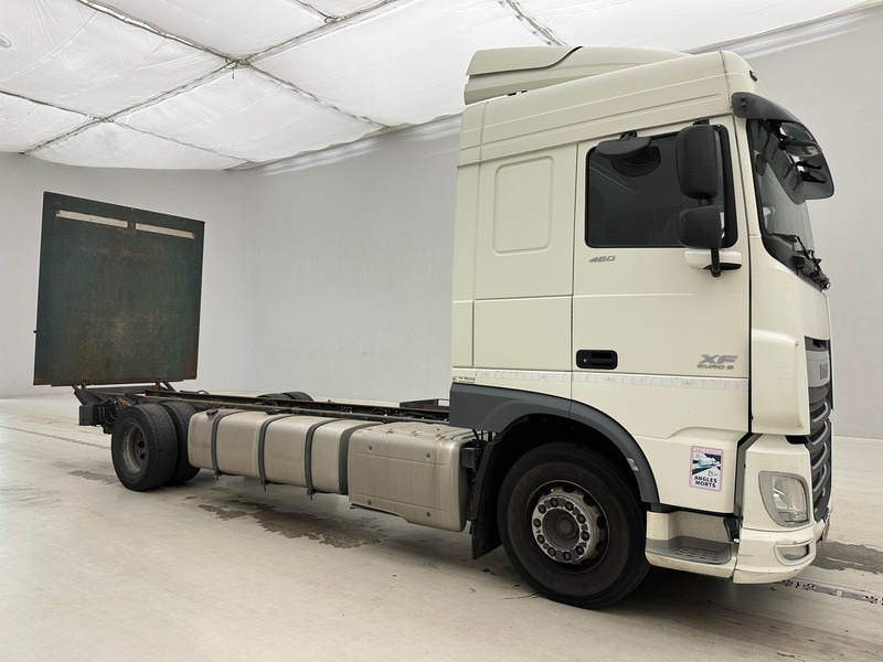 DAF XF 460 Space Cab - Cab chassis truck: picture 3 DAF XF 460 Space Cab - Cab chassis truck: picture 3