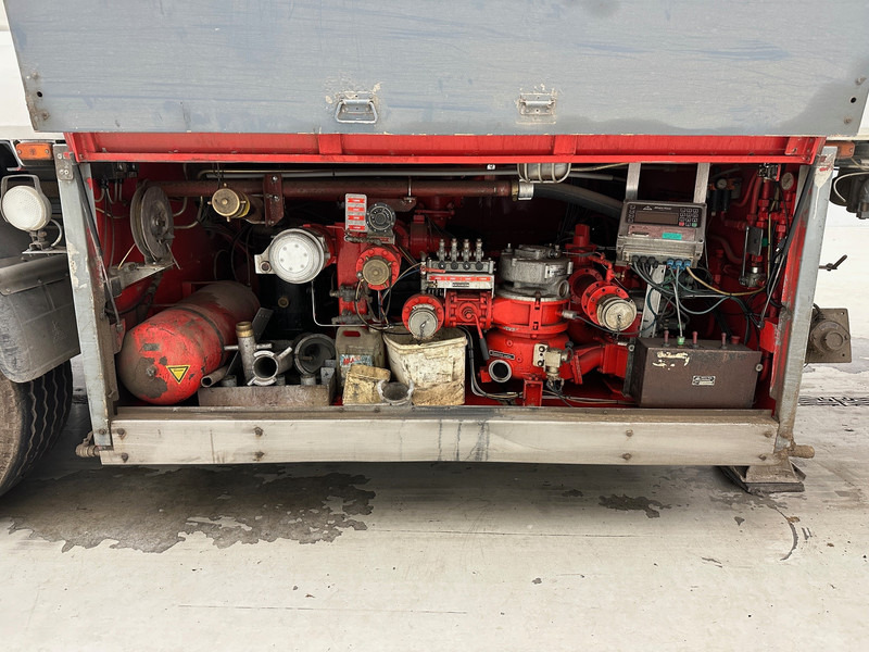 EKW Tank 32000 L - Tanker semi-trailer: picture 4 EKW Tank 32000 L - Tanker semi-trailer: picture 4