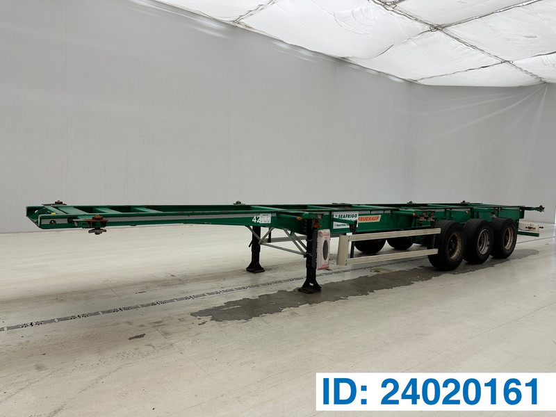 Fruehauf Skelet 2 x 20-40 ft* - Container transporter/ Swap body semi-trailer: picture 1 Fruehauf Skelet 2 x 20-40 ft* - Container transporter/ Swap body semi-trailer: picture 1