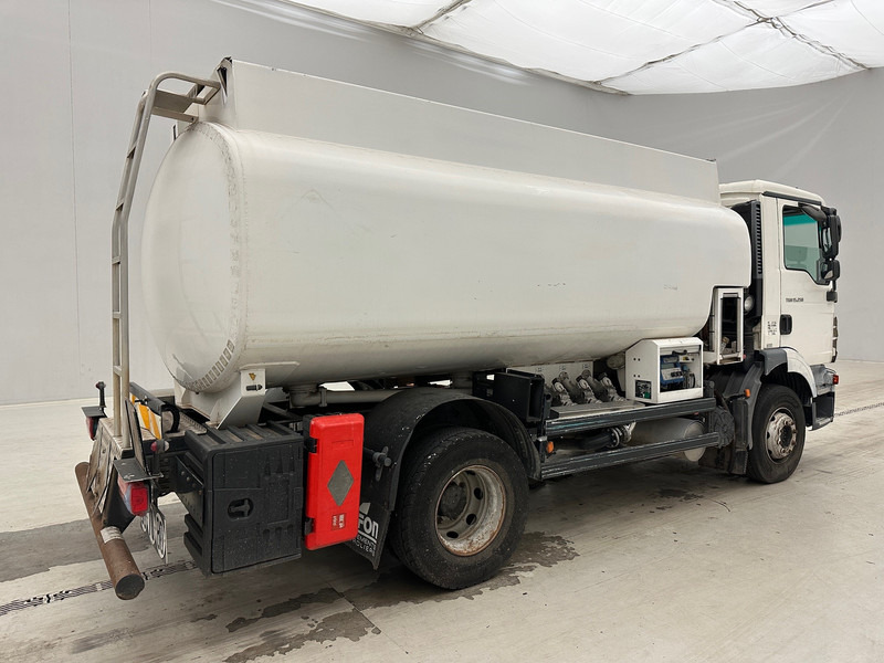 MAN TGM 15.250 - Tanker truck: picture 5 MAN TGM 15.250 - Tanker truck: picture 5