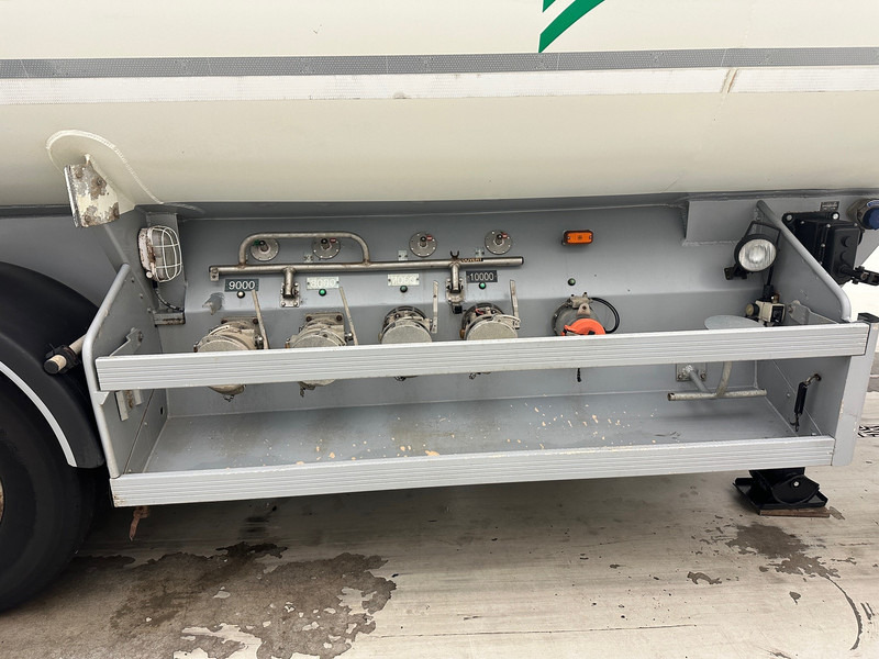 MERCERON Tank 34000 L - Tanker semi-trailer: picture 5 MERCERON Tank 34000 L - Tanker semi-trailer: picture 5