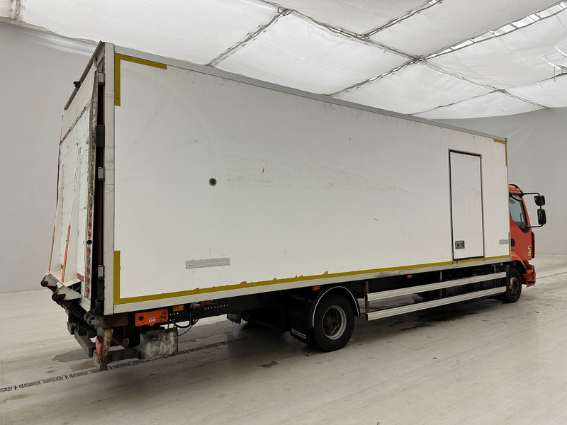 Renault D12.210* - Refrigerator truck: picture 4 Renault D12.210* - Refrigerator truck: picture 4