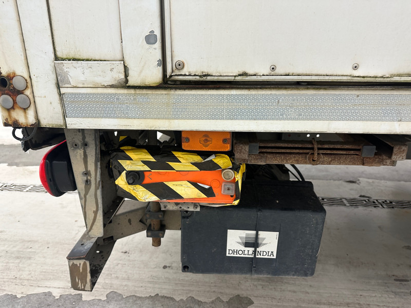 Renault D12 - Box truck: picture 5 Renault D12 - Box truck: picture 5