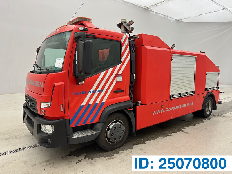 Renault D7.5 - Autotransporter truck: picture 1 Renault D7.5 - Autotransporter truck: picture 1