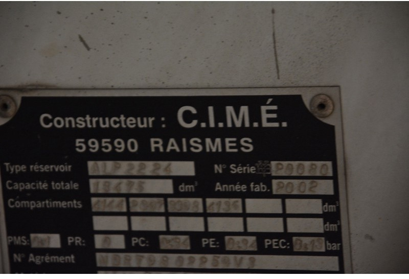 Tanker truck Renault Premium 270 DCi: picture 10 Tanker truck Renault Premium 270 DCi: picture 10