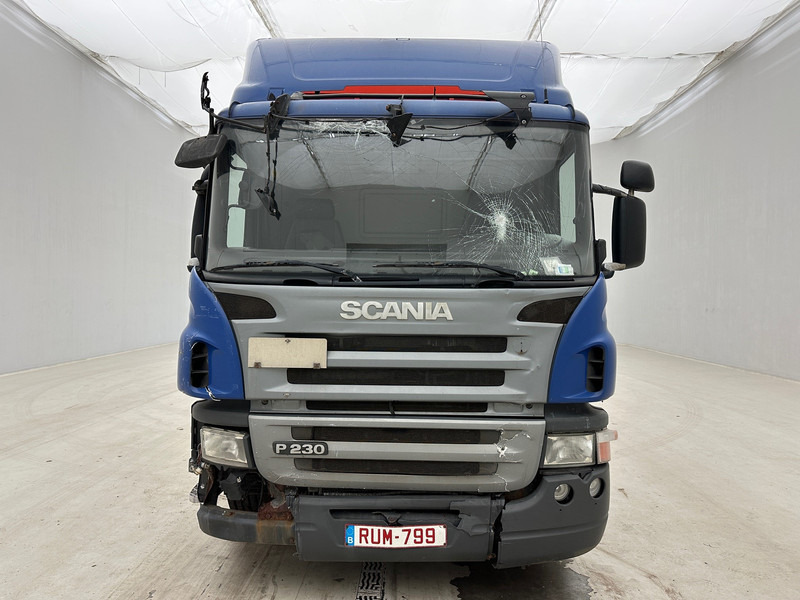 Scania P230 - Curtain side truck: picture 3 Scania P230 - Curtain side truck: picture 3