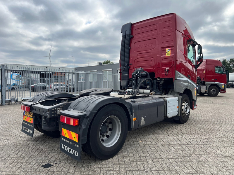 Volvo FH 420 Globetrotter - ADR - Tractor truck: picture 4 Volvo FH 420 Globetrotter - ADR - Tractor truck: picture 4