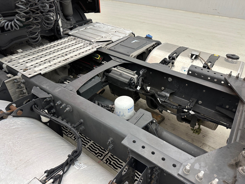 Tractor truck Volvo FH 500 Globetrotter: picture 8