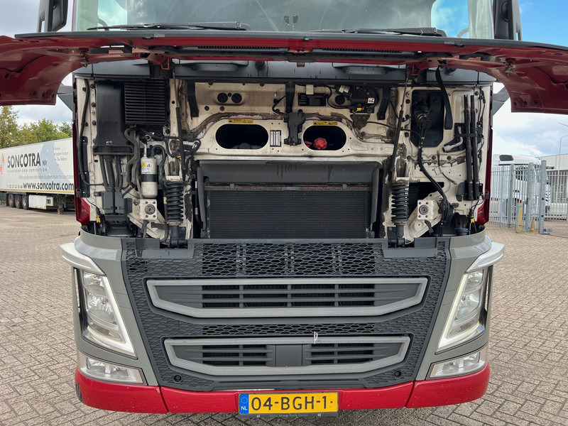 Volvo FH13.420 Globetrotter - ADR - Tractor truck: picture 3 Volvo FH13.420 Globetrotter - ADR - Tractor truck: picture 3