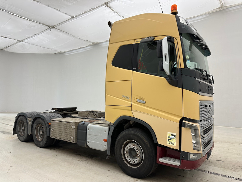 Volvo FH16.750 - 6x4 - Tractor truck: picture 3 Volvo FH16.750 - 6x4 - Tractor truck: picture 3