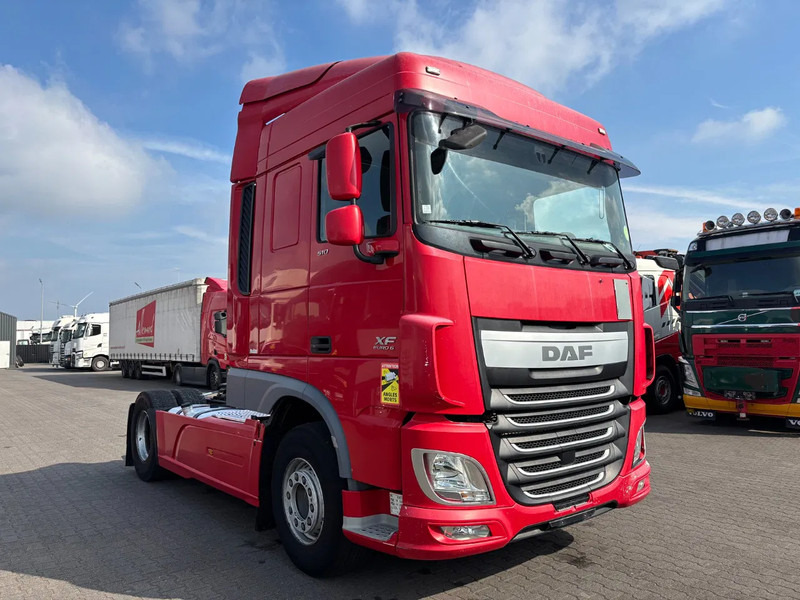 DAF XF 510 Spacecab Retarder Euro 6 - Tractor truck: picture 2 DAF XF 510 Spacecab Retarder Euro 6 - Tractor truck: picture 2