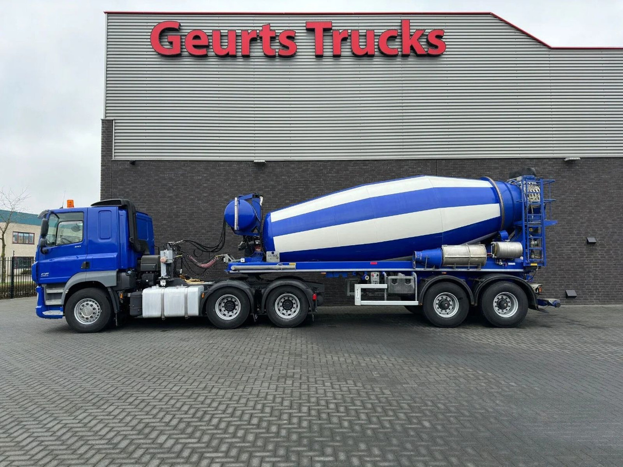 DAF CF 510 6X4 + DE BUF ST2 2-ASSIGE 10M3 CONCRETE M - Concrete mixer truck: picture 1 DAF CF 510 6X4 + DE BUF ST2 2-ASSIGE 10M3 CONCRETE M - Concrete mixer truck: picture 1