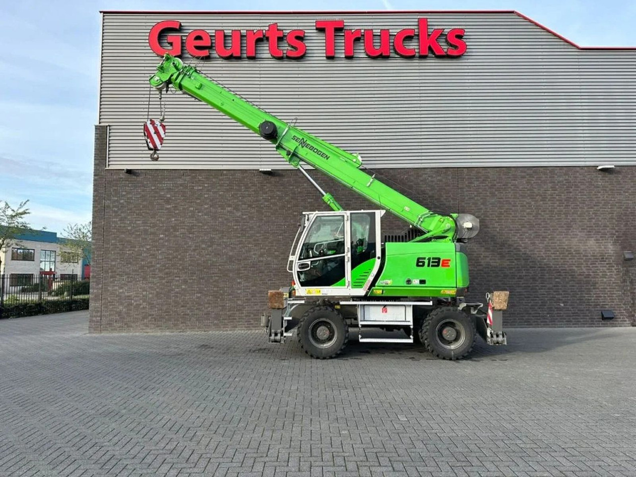 Sennebogen 613E TELESCOPIC CRANE + JIB KRAAN/KRAN/CRANE/GRU - Tower crane: picture 4 Sennebogen 613E TELESCOPIC CRANE + JIB KRAAN/KRAN/CRANE/GRU - Tower crane: picture 4