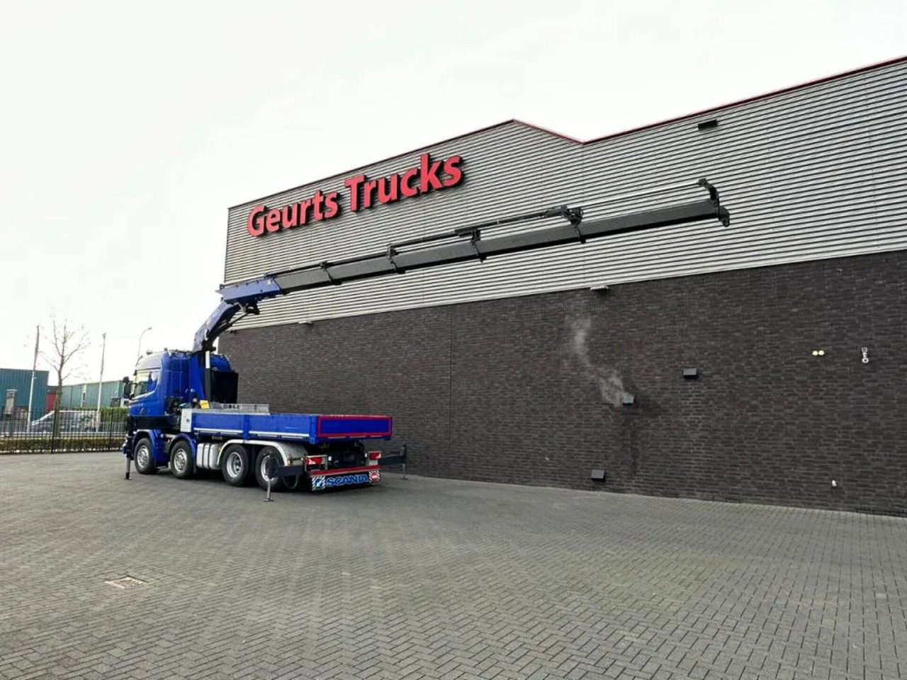 Scania R580 V8 8X4 TREKKER-BAKWAGEN COMBI + HMF 4020-K5 - Tractor truck: picture 4 Scania R580 V8 8X4 TREKKER-BAKWAGEN COMBI + HMF 4020-K5 - Tractor truck: picture 4