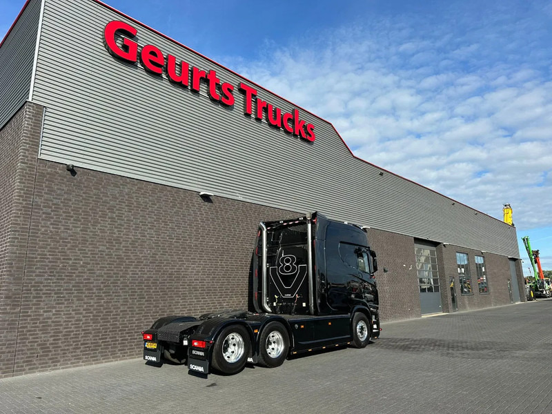 Tractor truck Scania S660 V8 6X2 LONGLINE SPECIAL INTERIOR BUFFL TREKKER MET HYDRAULIEK / SATTELZUG / TRACTOR UNIT / CAMIÓN: picture 6 Tractor truck Scania S660 V8 6X2 LONGLINE SPECIAL INTERIOR BUFFL TREKKER MET HYDRAULIEK / SATTELZUG / TRACTOR UNIT / CAMIÓN: picture 6