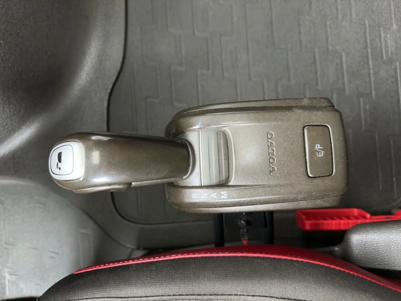 Tractor truck Volvo FH 500 6X4 TREKKER/TRACTOR/SZM EURO 6 HYDRAULIC: picture 19 Tractor truck Volvo FH 500 6X4 TREKKER/TRACTOR/SZM EURO 6 HYDRAULIC: picture 19