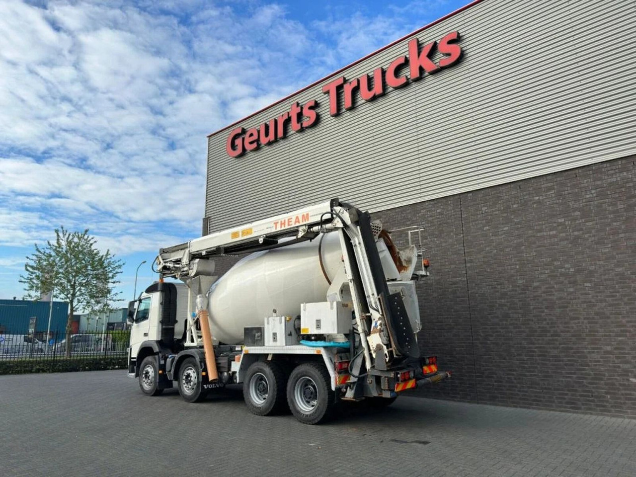 Volvo FM 410 8X4 + STETTER 9 M3 MIXER/MISCHER + THEAM - Concrete mixer truck: picture 3 Volvo FM 410 8X4 + STETTER 9 M3 MIXER/MISCHER + THEAM - Concrete mixer truck: picture 3