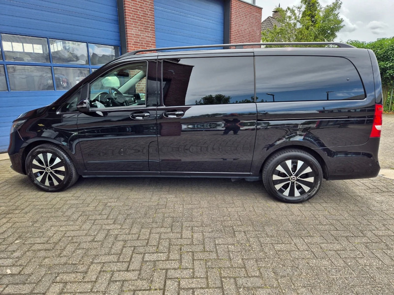 Mercedes-Benz V-Klasse 220 D 205pk .. Dubbele Cabine. - Small van, Combi van: picture 3 Mercedes-Benz V-Klasse 220 D 205pk .. Dubbele Cabine. - Small van, Combi van: picture 3