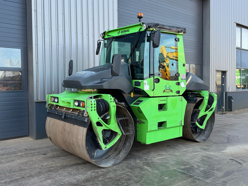 Bomag BW174 AP-4i - Roller: picture 2 Bomag BW174 AP-4i - Roller: picture 2