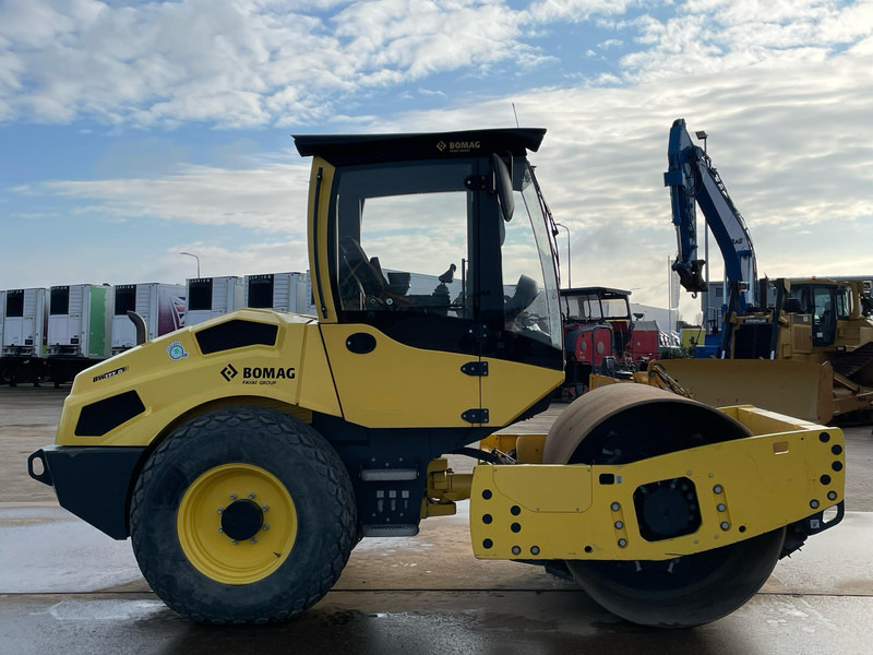 Bomag BW177D-5 | Airconditioning EPA /EU Stage V - Roller: picture 5 Bomag BW177D-5 | Airconditioning EPA /EU Stage V - Roller: picture 5