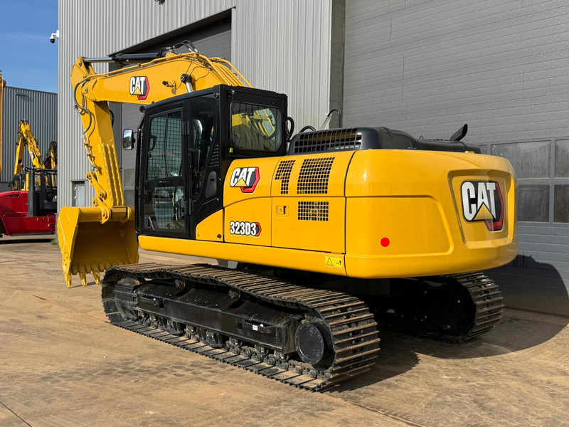 Caterpillar 323D3 - Crawler excavator: picture 3 Caterpillar 323D3 - Crawler excavator: picture 3