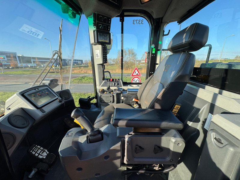 Wheel loader Caterpillar 972M XE High Lift: picture 18 Wheel loader Caterpillar 972M XE High Lift: picture 18